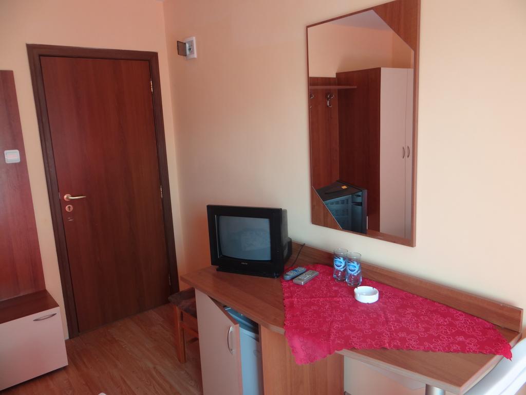 Guest House Lazur Obzor Zewnętrze zdjęcie