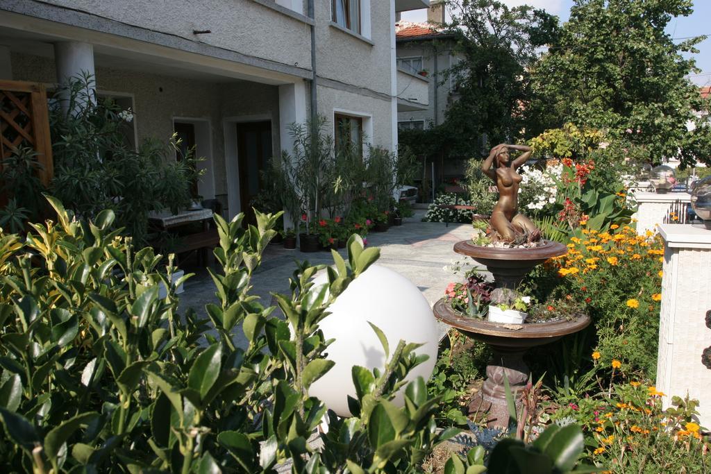 Guest House Lazur Obzor Zewnętrze zdjęcie