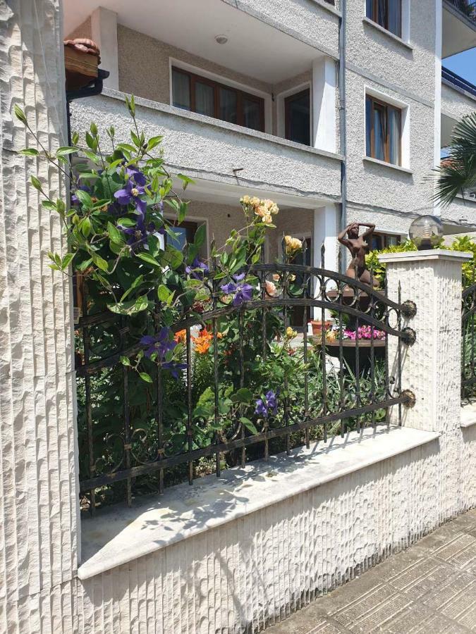 Guest House Lazur Obzor Zewnętrze zdjęcie